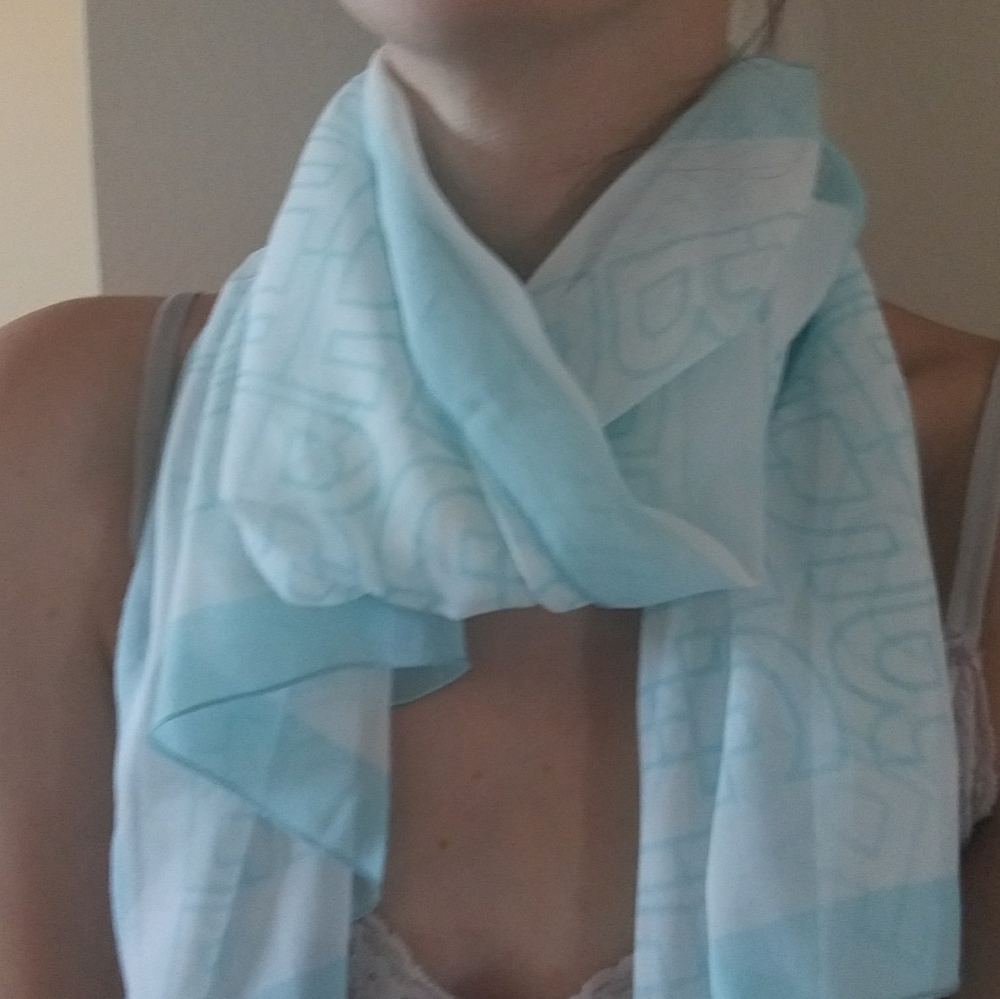 Silky Scarf NWOT